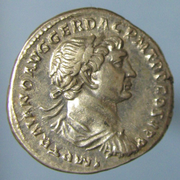 Lovely-Trajan-Dacia-Denarius